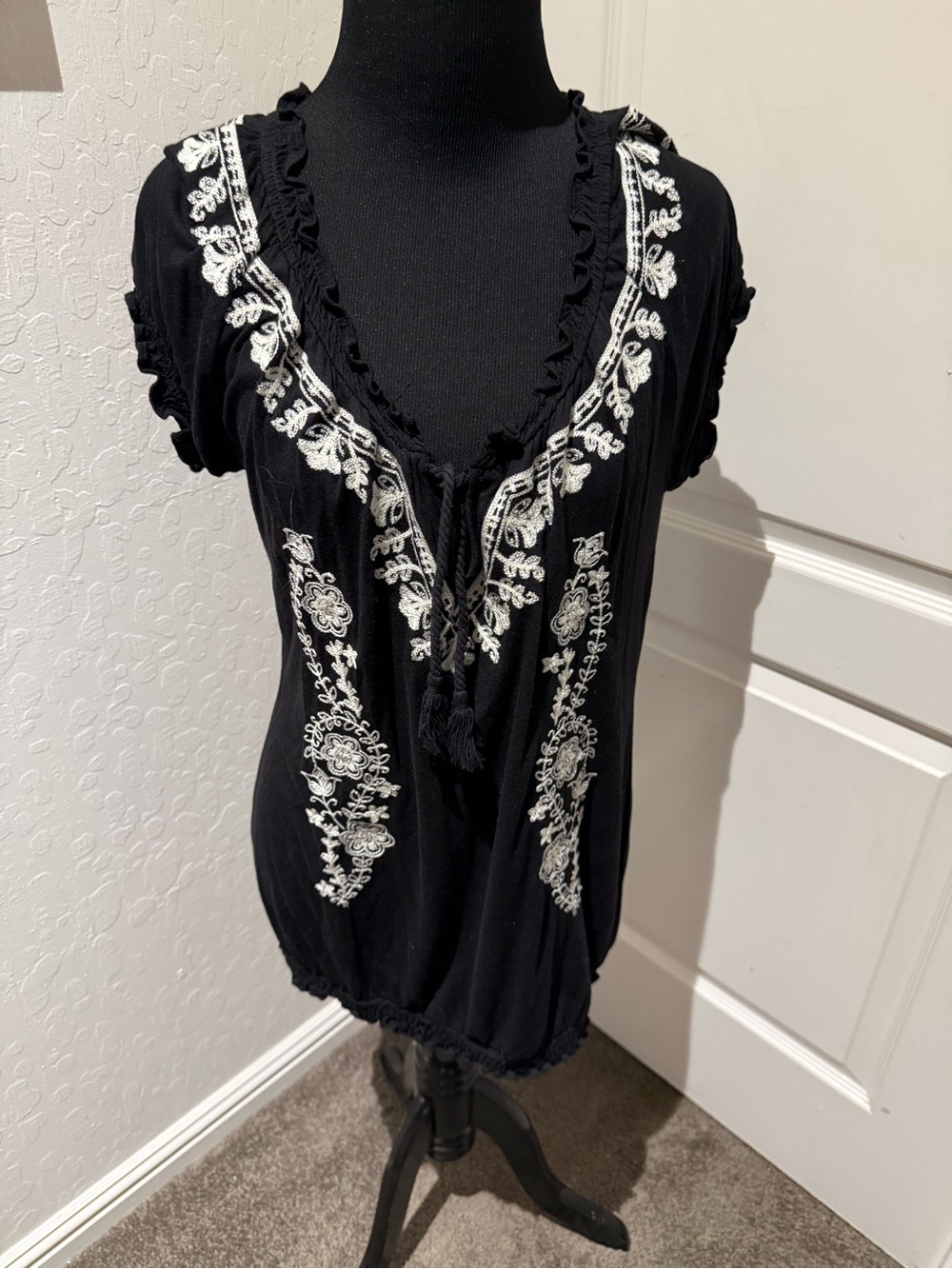 FYLO Black Short-Sleeve Embroidered V-Neck Blouse